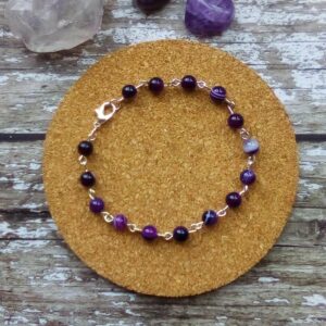 Beaded bracelet featuring Purple Agate gemstones.
